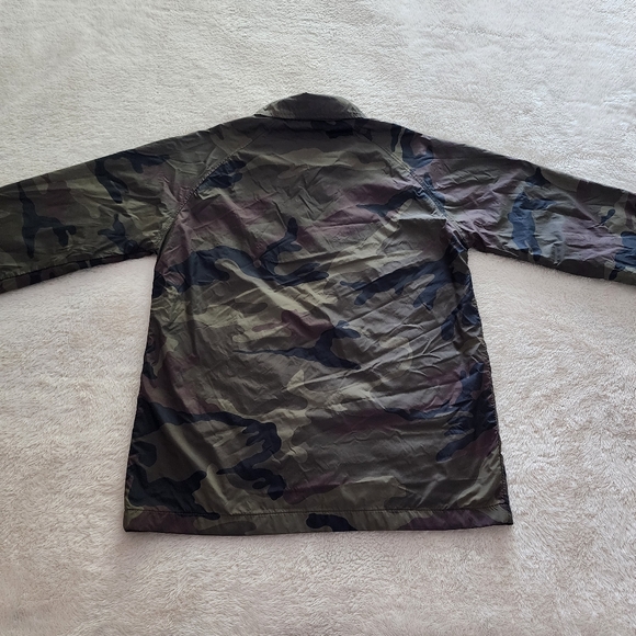 HUF Camo Coaches Jacket, Youth Size Medium, GUC - Woodland Camo - Picture 7 of 8